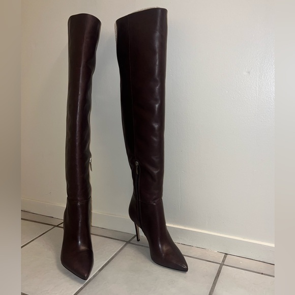 SCHUTZ - Picture 6 of 8